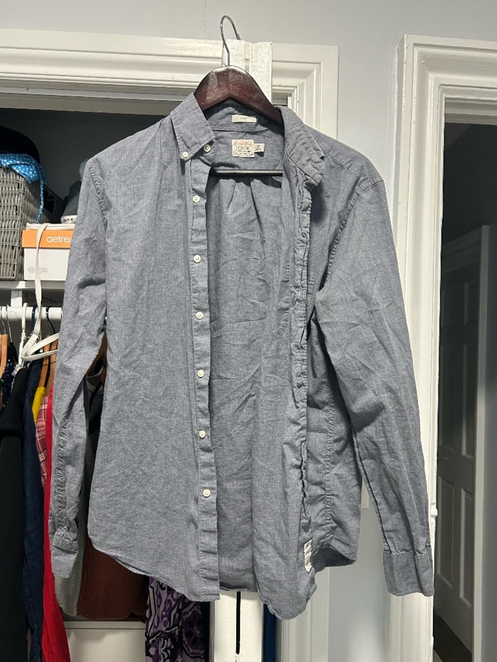 Secret Wash JCrew Men's collar button down shirt, size Medium, slim fit
